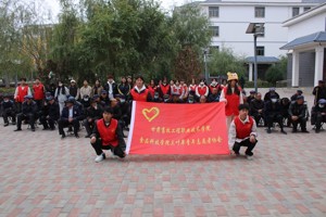 暖心志愿行，情满敬老院 ---食品科技学院三叶草志愿者协会组织开展志愿服务活动