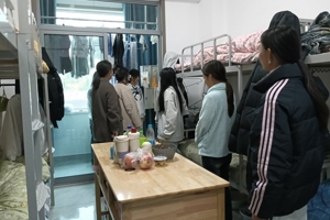 食品科技学院开展宿舍安全专项检查 织密校园安全防护网