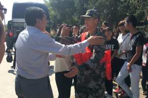 欢送学生入伍