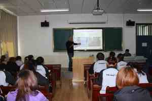 外籍教师专题讲座