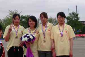 学生在运动会上取得优异成绩